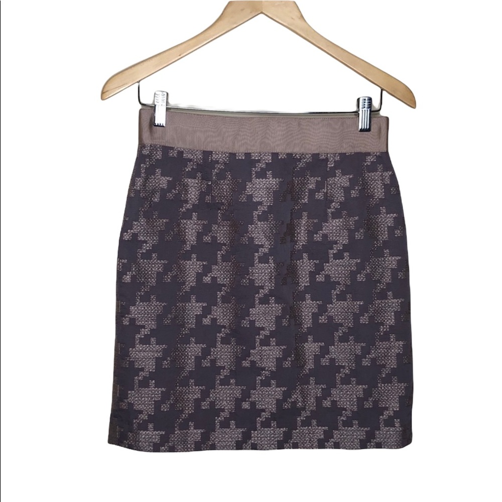 COPY - ANN TAYLOR LOFT Mauve Houndstooth skirt | 2P